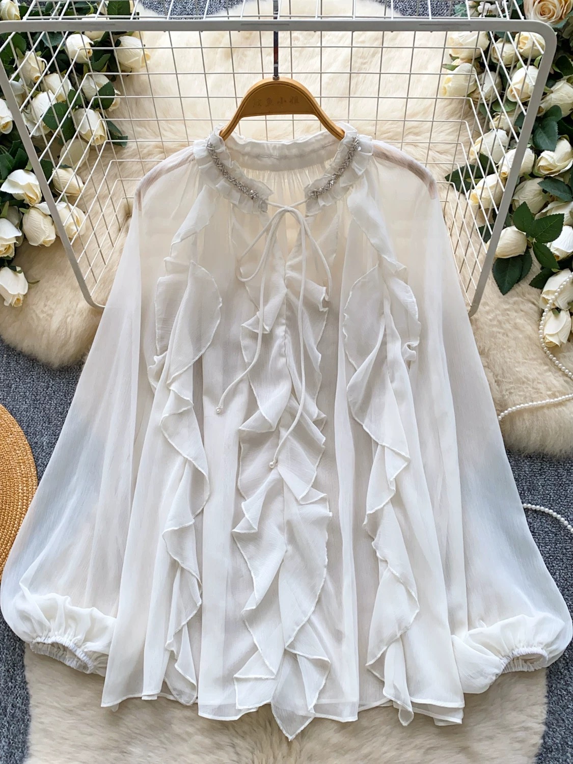 Straight to it butterfly blouse BE433 images